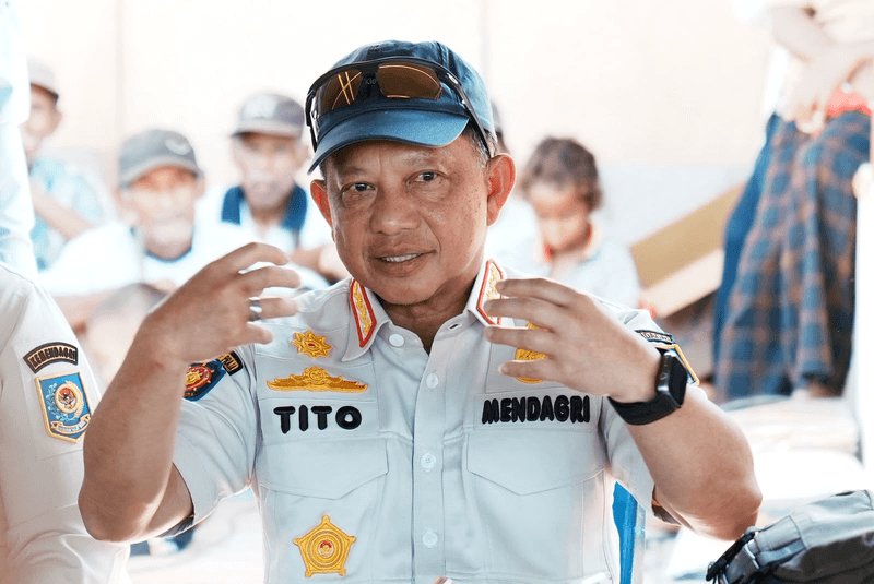 Mendagri Tito Minta Pemda Siaga Hadapi Sebaran Abu Gunung Anak Krakatau