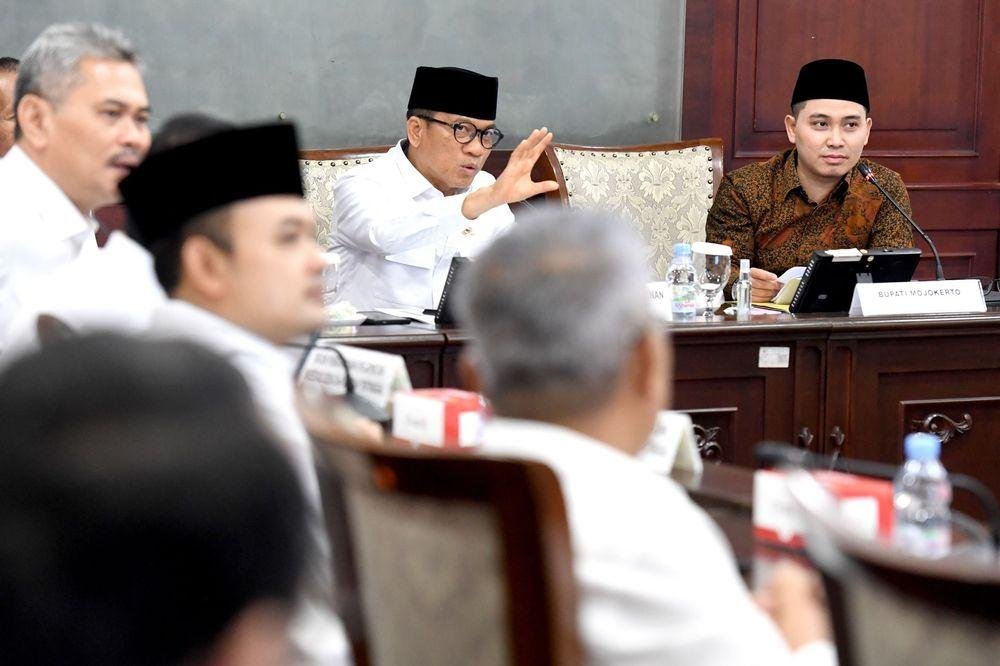 Mendes Yandri Tunjuk Mojokerto Jadi Tuan Rumah Hari Desa Nasional 2027